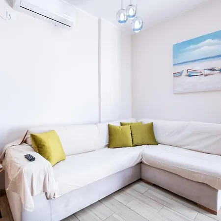Family Apartment Near Port Piraeus Exterior photo